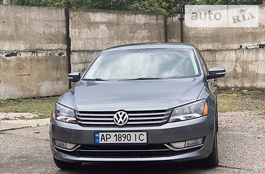 Volkswagen Passat  2012