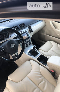 Volkswagen Passat  2009