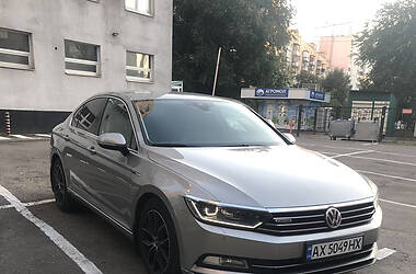 Volkswagen Passat 4motion Full    2015