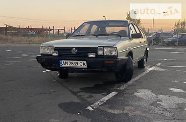 Volkswagen Passat  1985