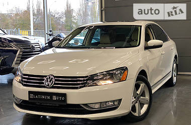 Volkswagen Passat  2013