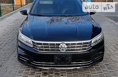 Volkswagen Passat R line 2016