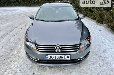 Volkswagen Passat TDI SE 2011