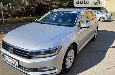 Volkswagen Passat Highline 2017