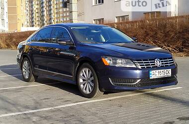 Volkswagen Passat SEL 2012