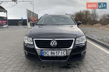 Volkswagen Passat  2010
