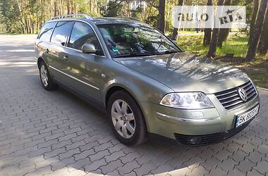 Volkswagen Passat  2001