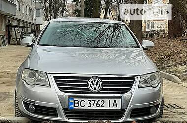 Volkswagen Passat  2005