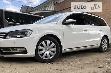 Volkswagen Passat  2011