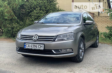 Volkswagen Passat  2012