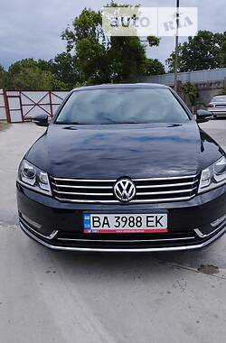 Volkswagen Passat  2012