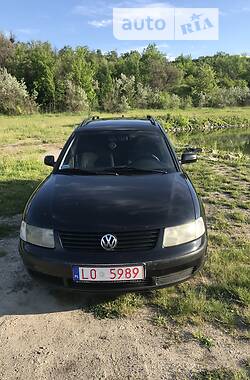 Volkswagen Passat  1998