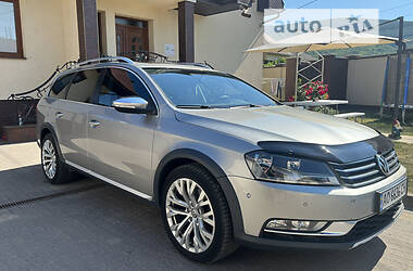 Volkswagen Passat  2012