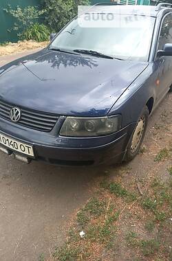 Volkswagen Passat  1998