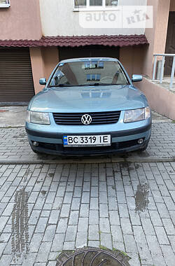 Volkswagen Passat  2000