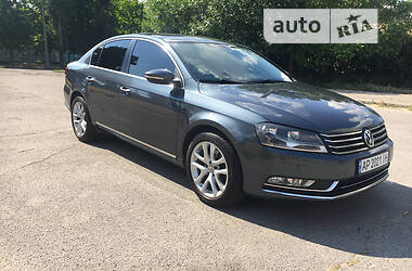 Volkswagen Passat  2012