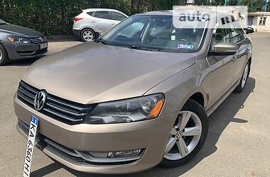 Volkswagen Passat SE 2014