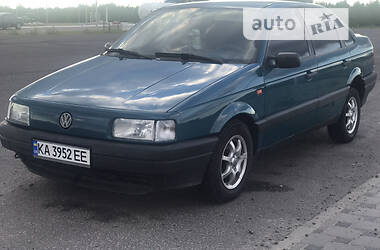 Volkswagen Passat  1993