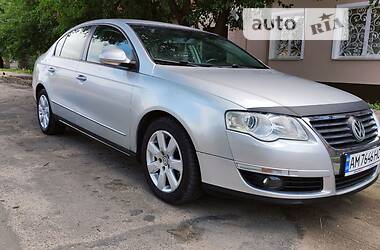 Volkswagen Passat  2005