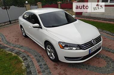 Volkswagen Passat SE 2012