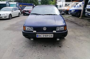 Volkswagen Passat  1990