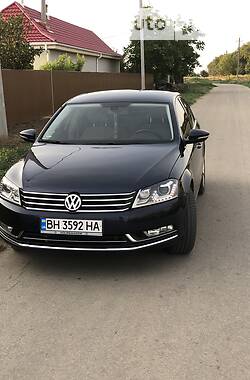 Volkswagen Passat  2011