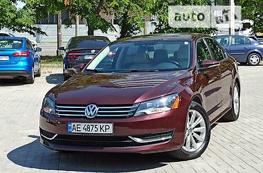 Volkswagen Passat SEL 2011