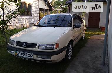 Volkswagen Passat  1994