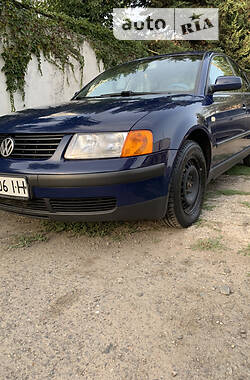 Volkswagen Passat  2000