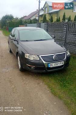 Volkswagen Passat  2005