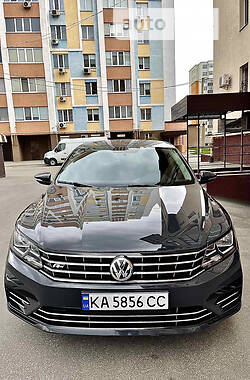 Volkswagen Passat  2017