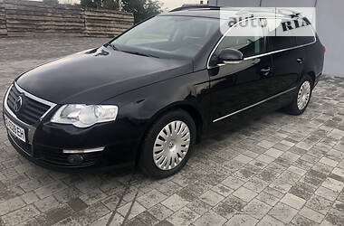 Volkswagen Passat  2010