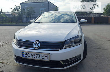 Volkswagen Passat  2012