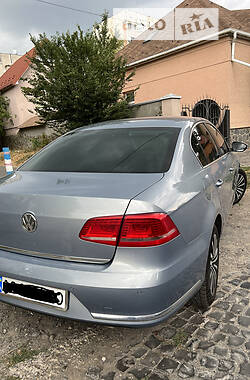 Volkswagen Passat  2012