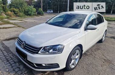 Volkswagen Passat Highline2Plus 2013