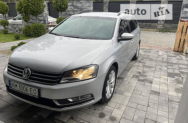 Volkswagen Passat  2011