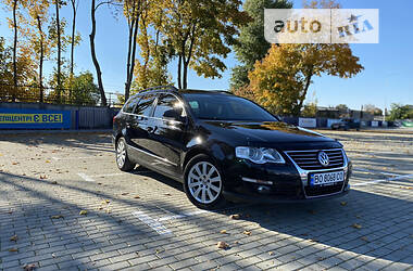 Volkswagen Passat  2010