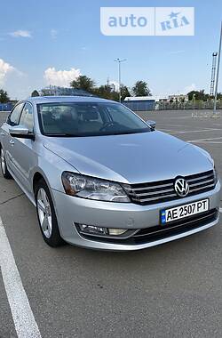 Volkswagen Passat SE 2014