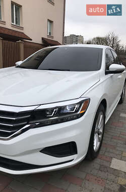 Volkswagen Passat  2020