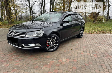 Volkswagen Passat  2011