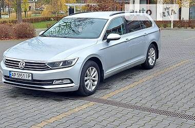 Volkswagen Passat Comfortline 2017