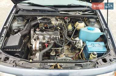 Volkswagen Passat  1992