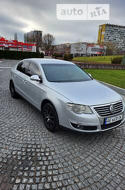 Volkswagen Passat  2006