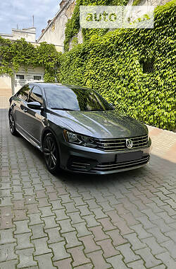 Volkswagen Passat R Line 2017