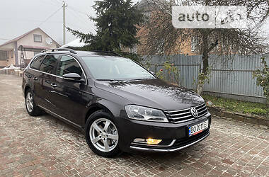 Volkswagen Passat  2011