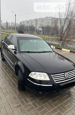 Volkswagen Passat  2004