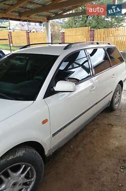 Volkswagen Passat  1998