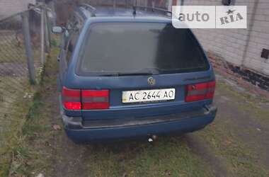 Volkswagen Passat  1995