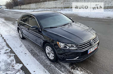 Volkswagen Passat  2016