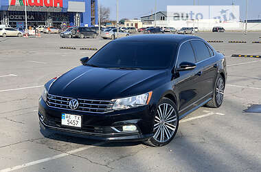 Volkswagen Passat NMS 2016